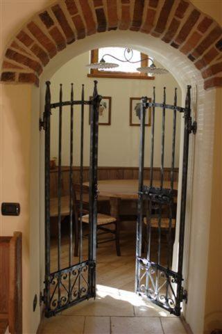 Locanda Borgo Chiese Castel Condino Exterior foto