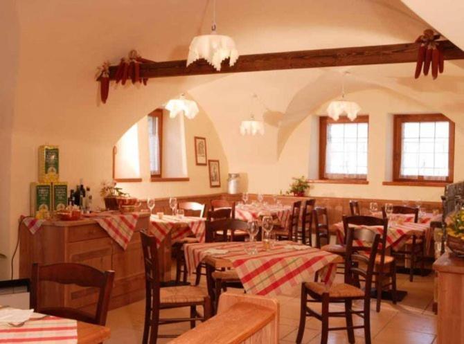 Locanda Borgo Chiese Castel Condino Exterior foto